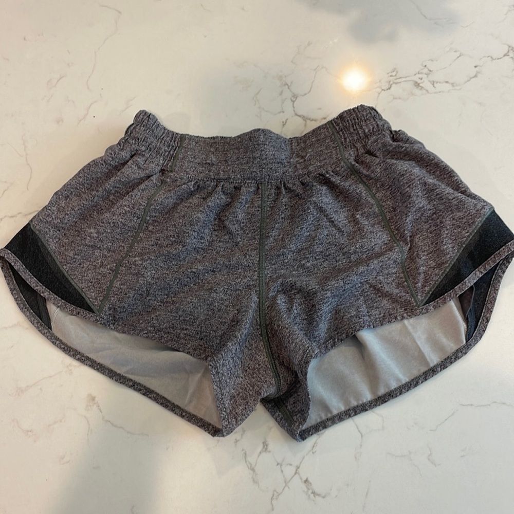 Lululemon gray hotty hot high rise 2.5
